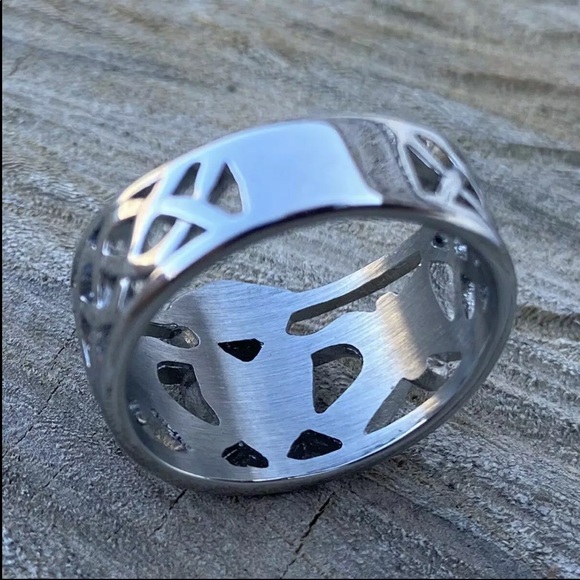 New Women’s 925 Silver Heart Beautiful Ring - Picture 3 of 6